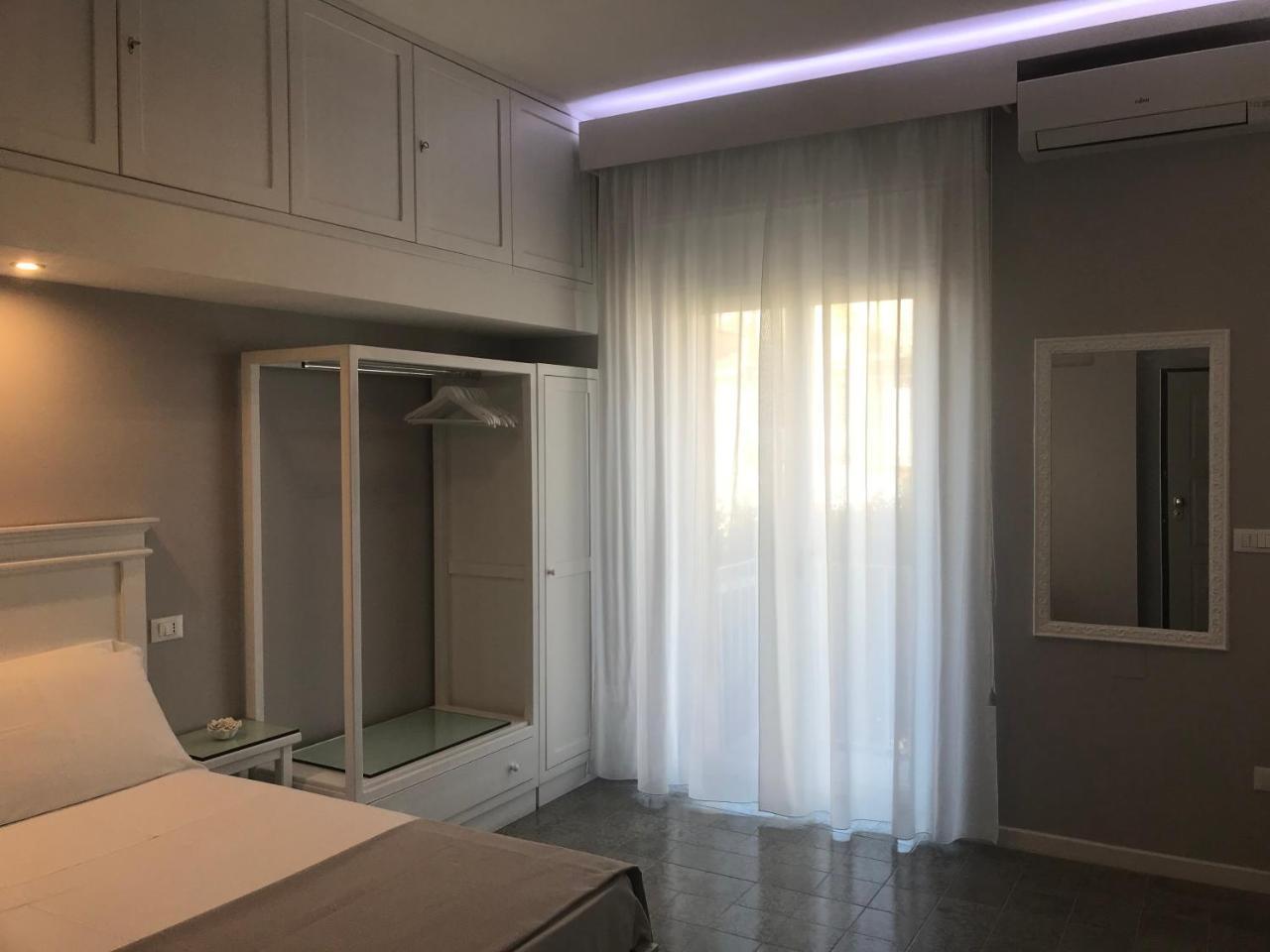 Residenza Corallina トロペーア エクステリア 写真